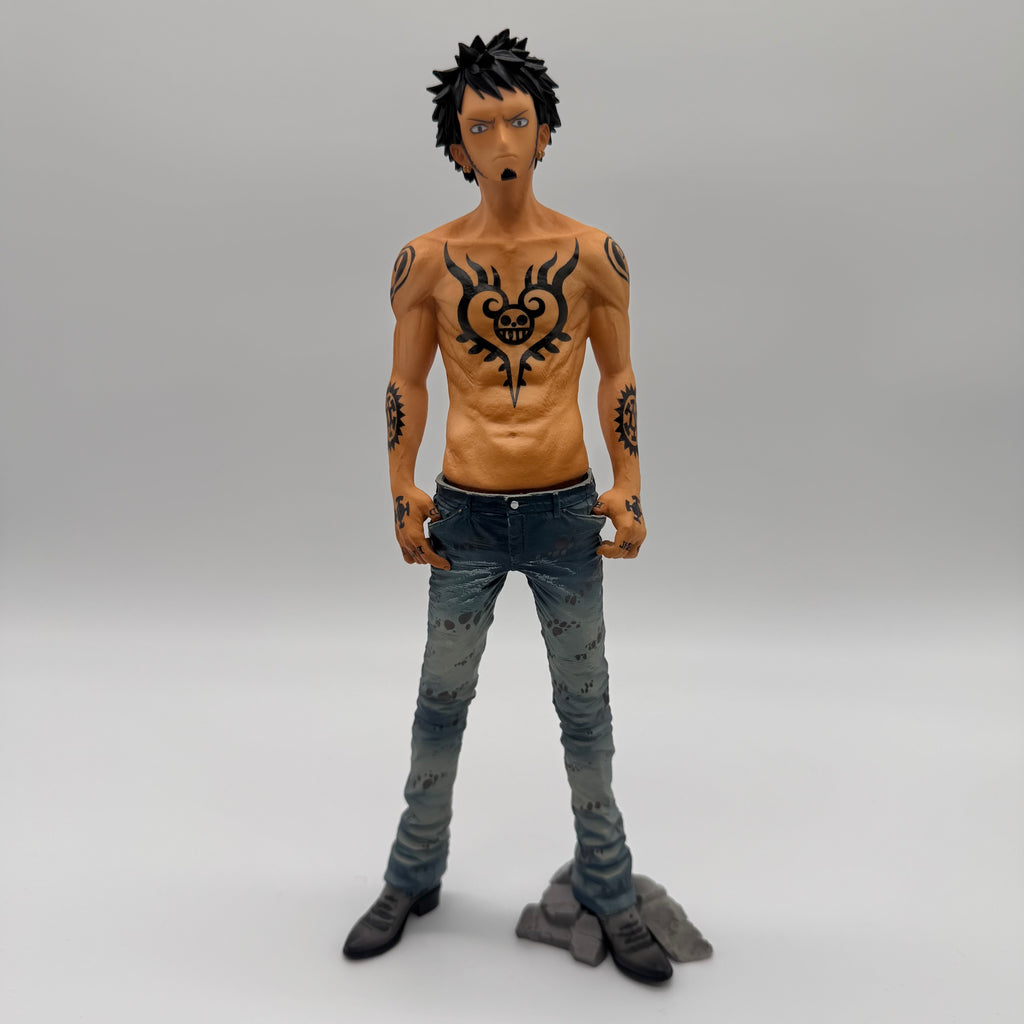 Große Law Figur aus One Piece ohne T-Shirt | Original aus Japan 🇯🇵
