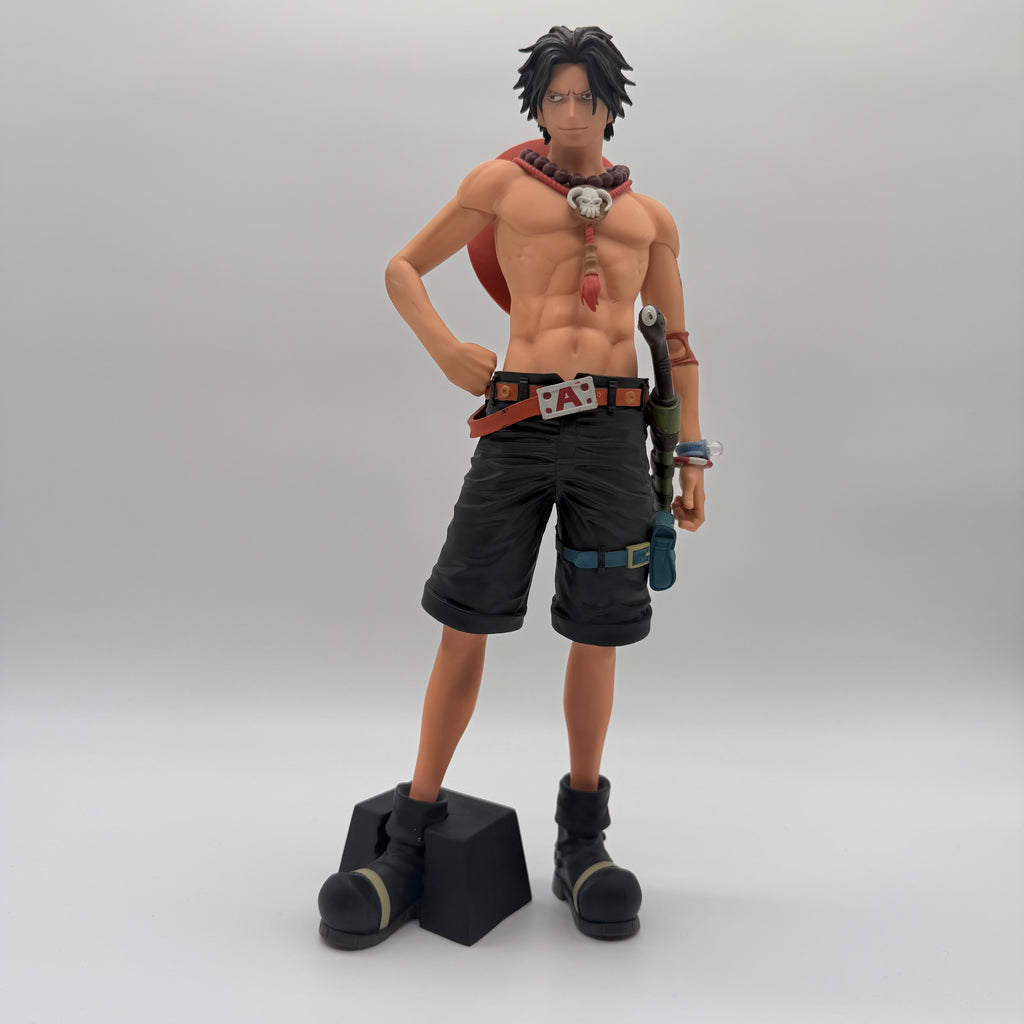 Große Ace Figur aus One Piece 🔥| Original aus Japan 🇯🇵