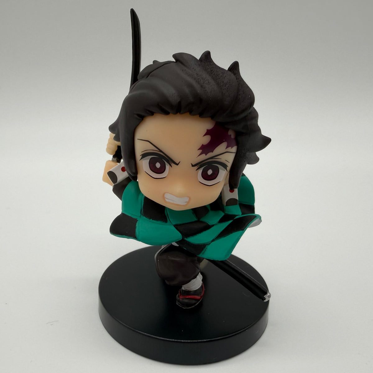 Tanjiro Mini Figur aus Demon Slayer 🩸| Original aus Japan 🇯🇵